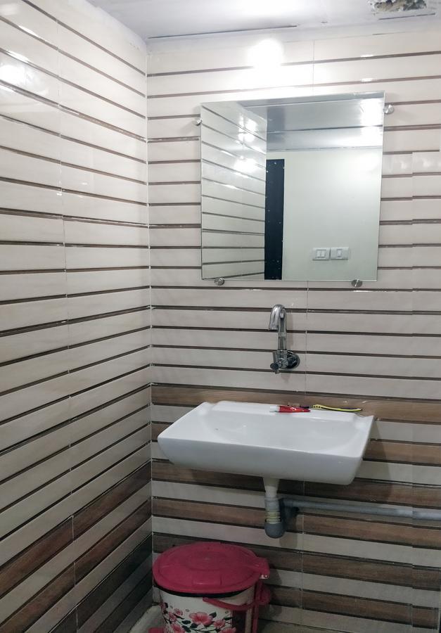 Hilal Dormitory Мумбай Екстериор снимка